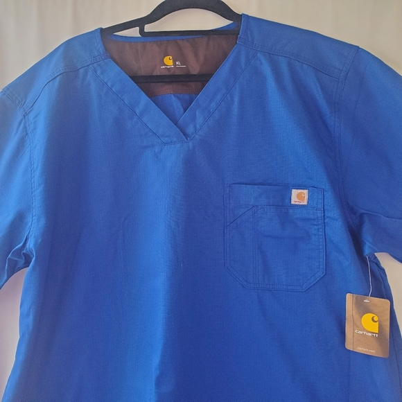 Carhartt size XL NWT Men's bright blue v-neck, S/sl 1 pocket scrubs - Picture 2 of 8